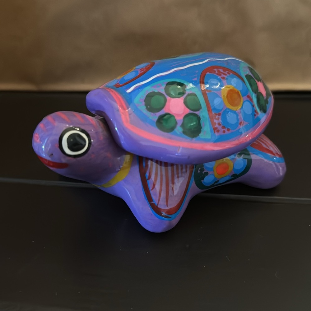 Mexican pottery turtle -no chips or cracks! Shell comes off to hide things